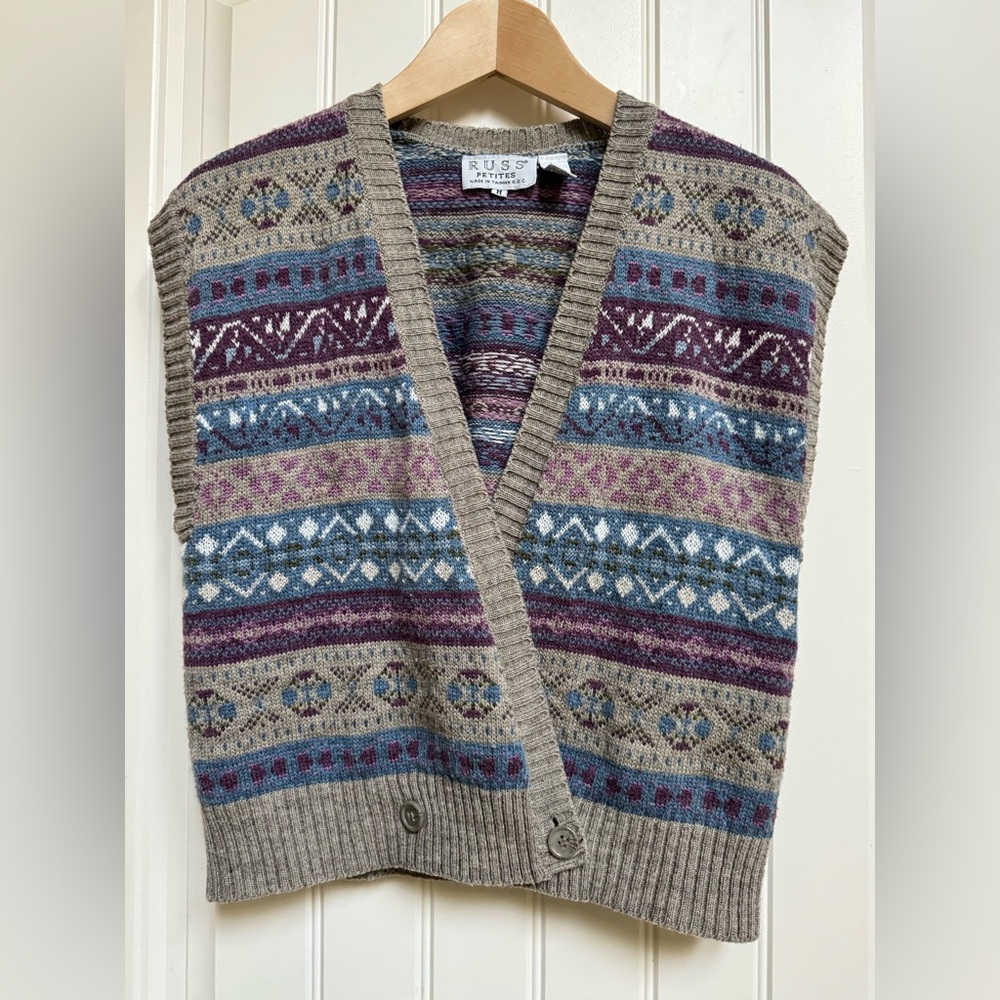 Vintage Russ Petites Grey, Blue, Purple Wool/Acrylic Blend Sweater Vest. Size M
